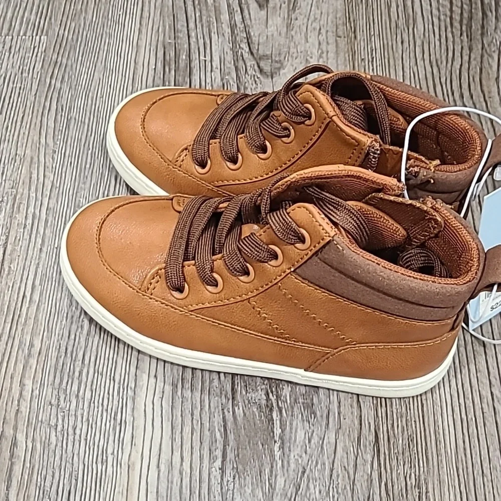 Cat & Jack Fenix High-Top Sneakers oots- Brown